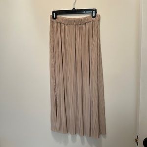 Samsoe Pleated Skirt Size Large Beige
